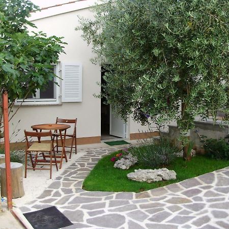 Leca- Small House Медулин Экстерьер фото