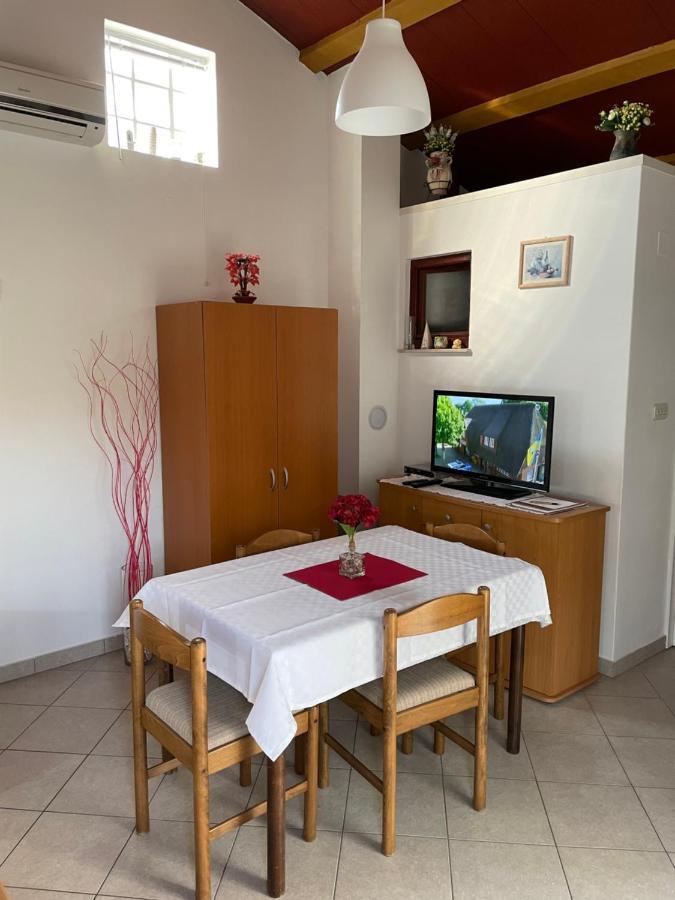Leca- Small House Медулин Экстерьер фото