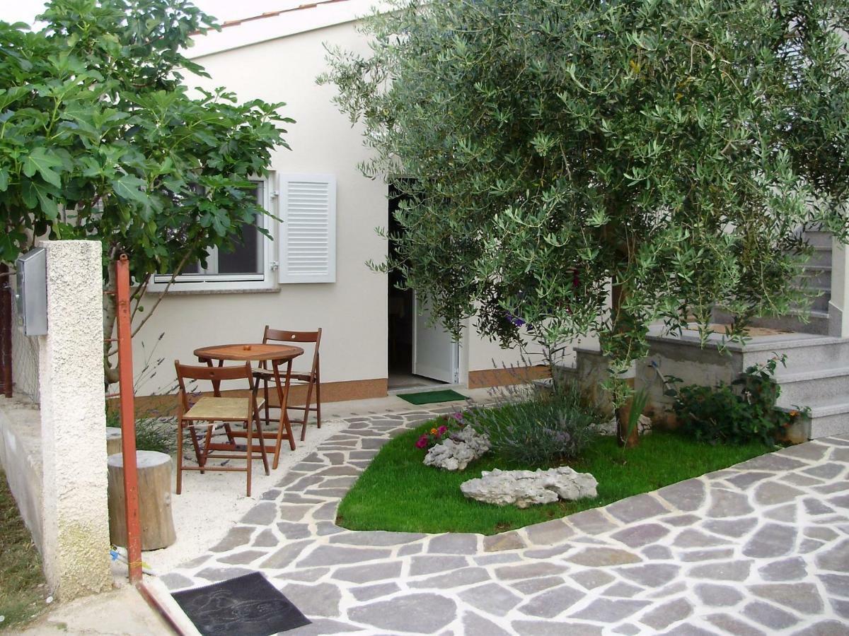 Leca- Small House Медулин Экстерьер фото
