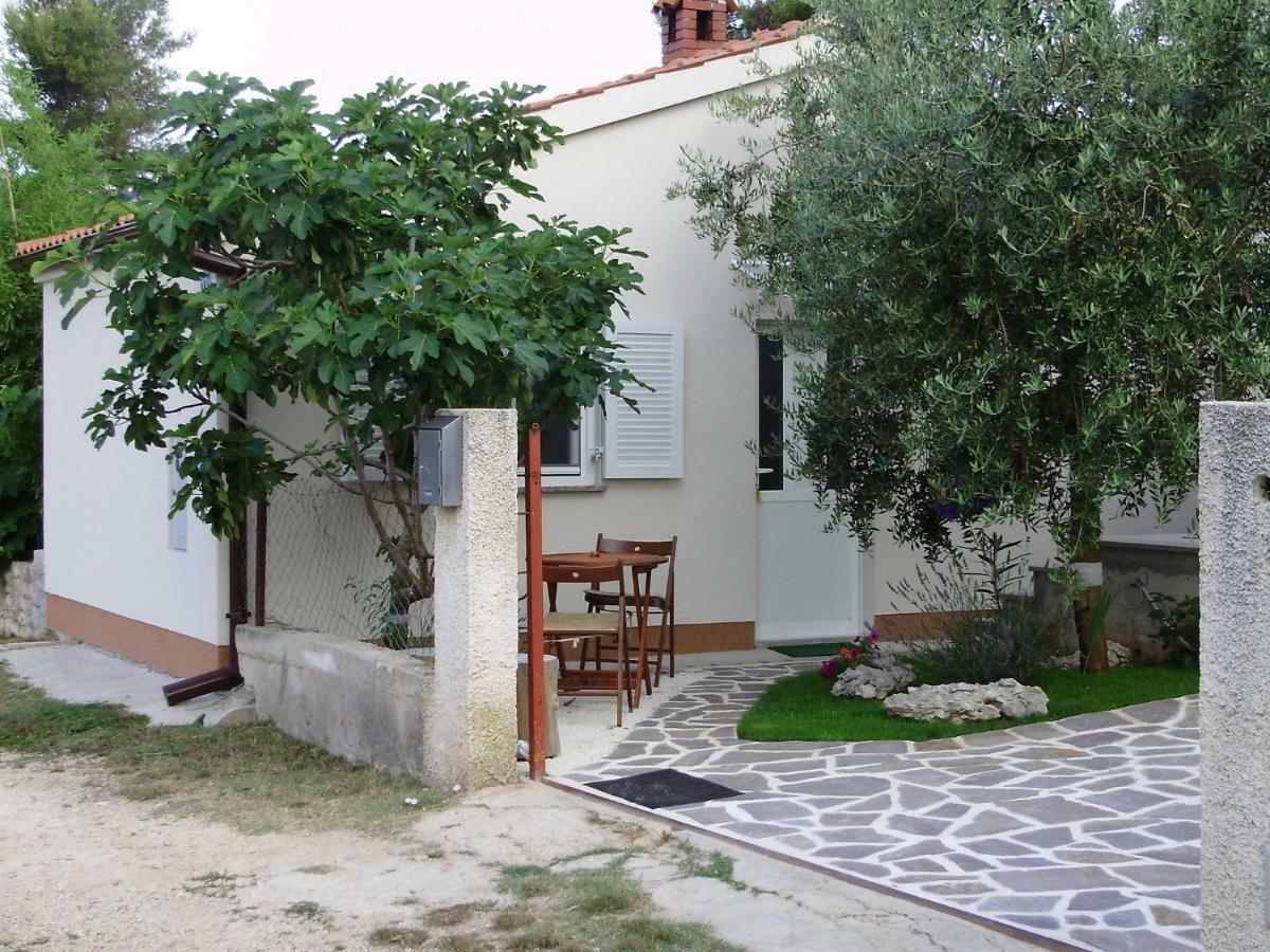 Leca- Small House Медулин Экстерьер фото